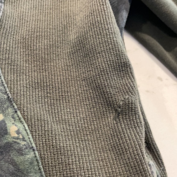 Butterfly print Lululemon Hoodie - Picture 5 of 10